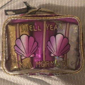 Betsey Johnson Shell Yeah Travel Set! 🐚🐚🐚